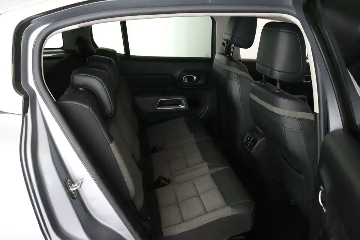 2021-citroen-c5-aircross-12-puretech-shine-big-10