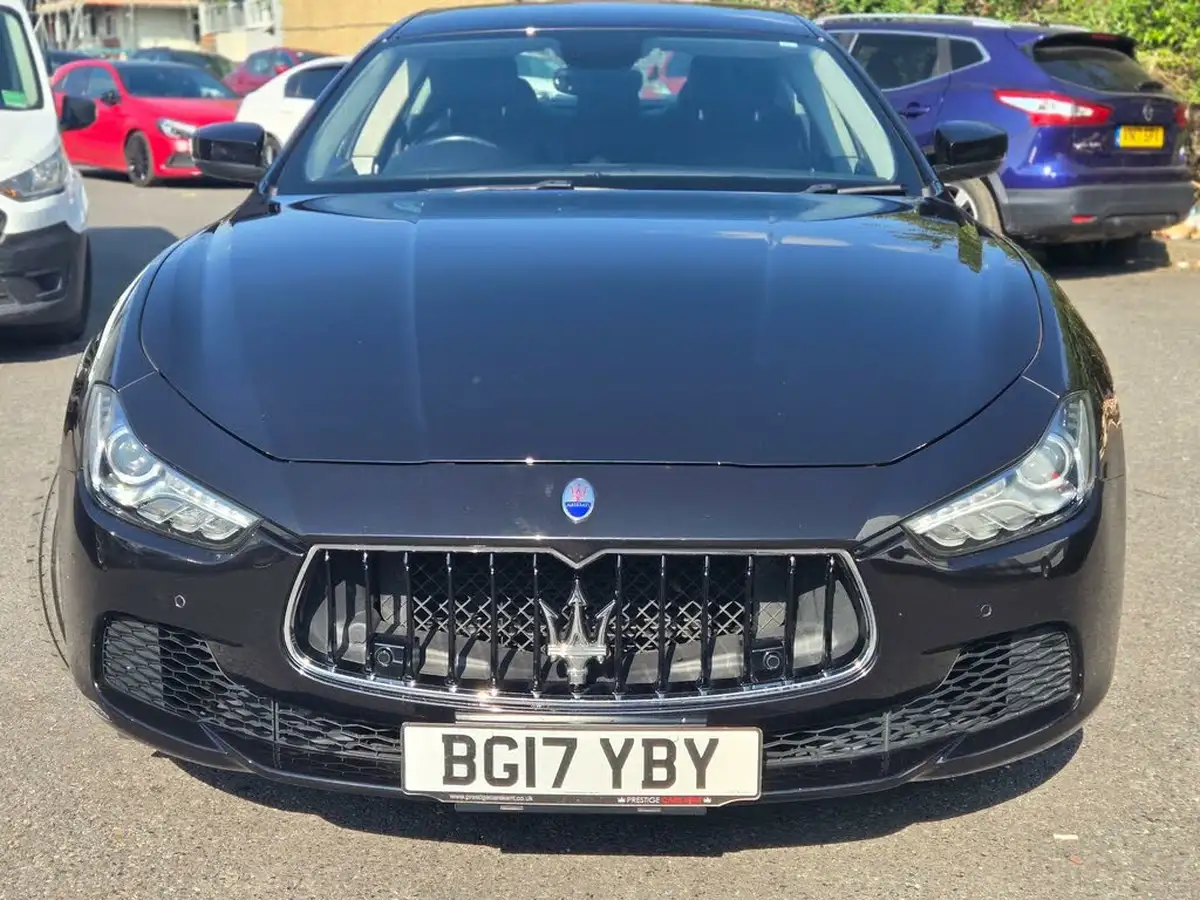 2017-maserati-ghibli-30td-big-4