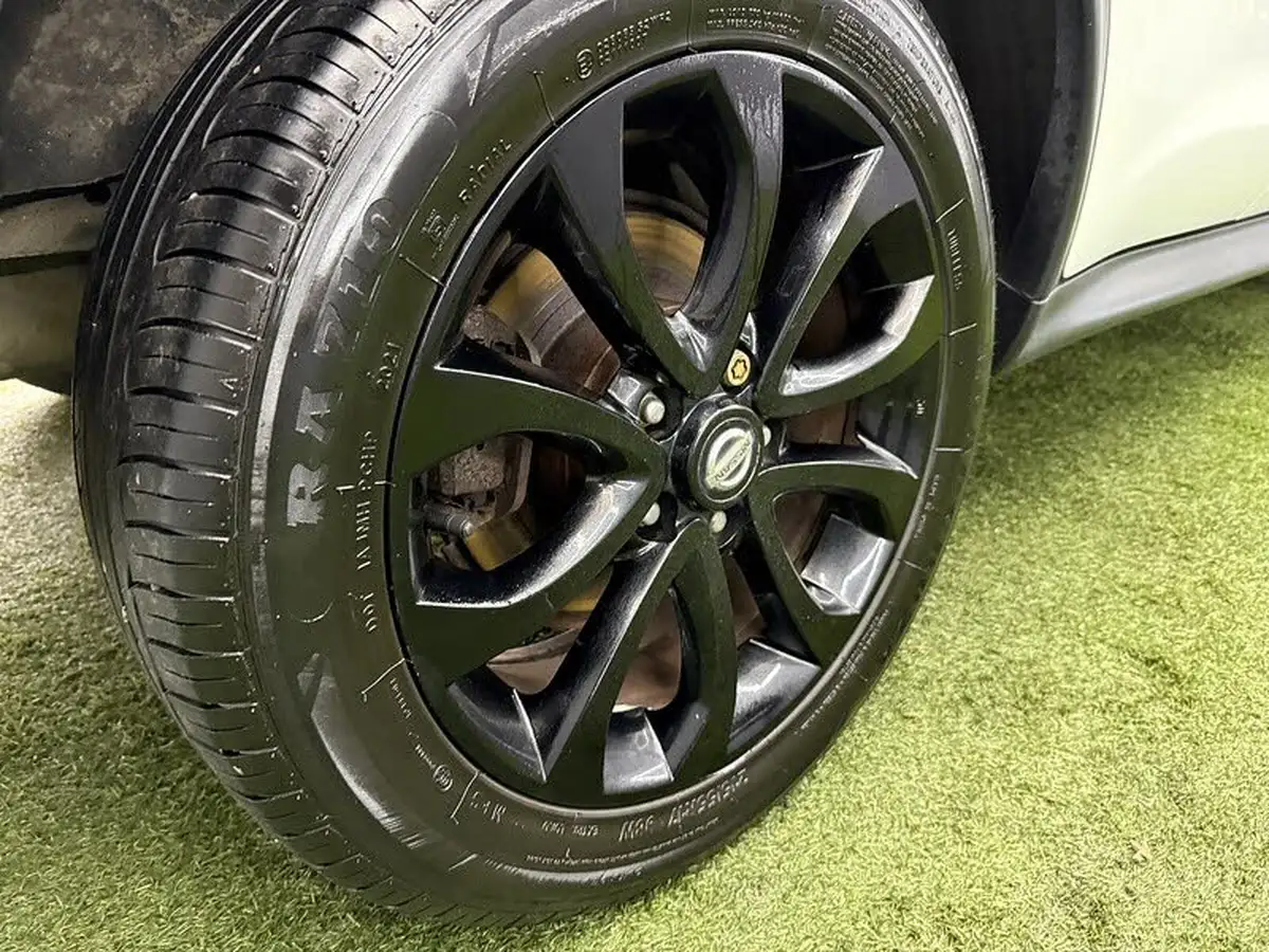 2013-nissan-juke-15dci-tekna-big-10