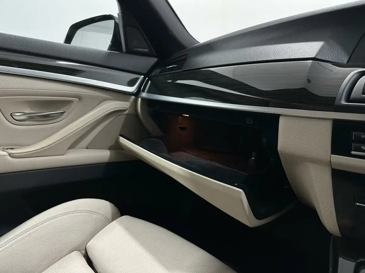 2015-bmw-5-series-20td-520d-m-sport-190bhp-saloon-4d-auto-big-26
