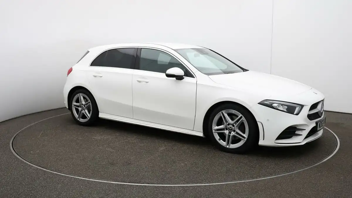 2020-mercedes-benz-a-class-13-a200-amg-line-executive-hatchback-5d-big-38