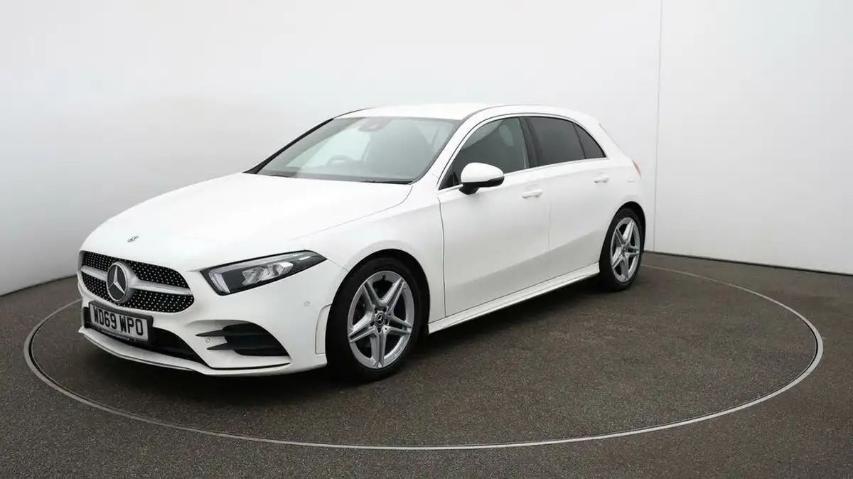 2020-mercedes-benz-a-class-13-a200-amg-line-executive-hatchback-5d-big-62