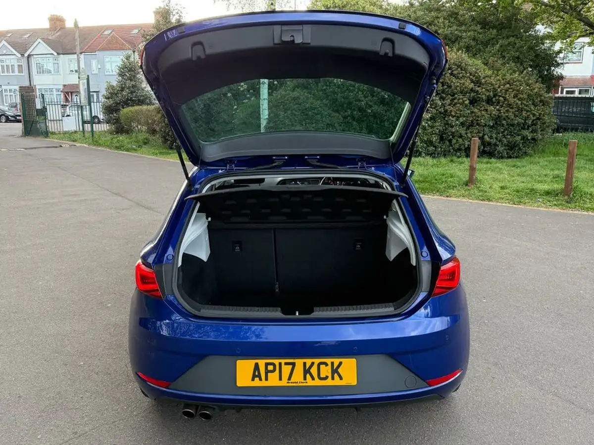 2017-seat-leon-14-ecotsi-fr-technology-hatchback-5d-dsg-big-41