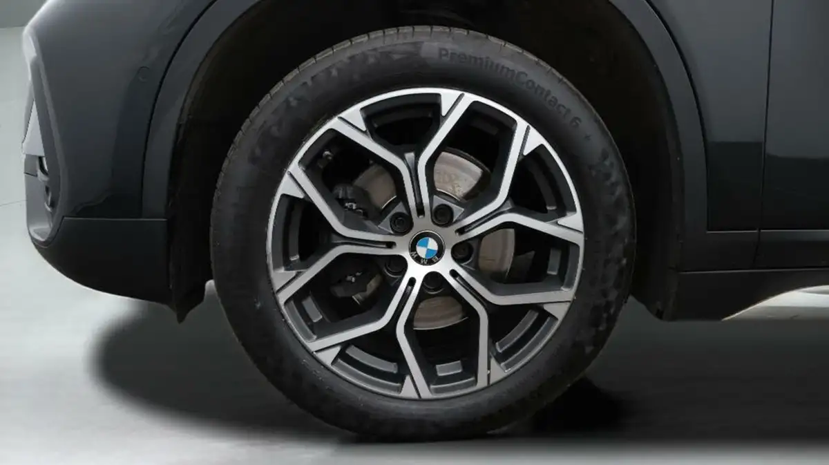 2020-bmw-x1-20td-sdrive18d-xline-sport-auto-big-18