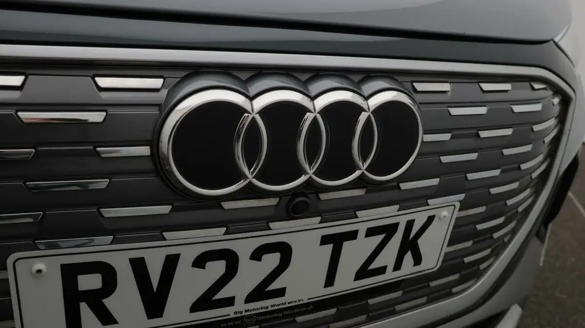 2022-audi-q4-e-tron-40e-s-line-station-wagon-big-24
