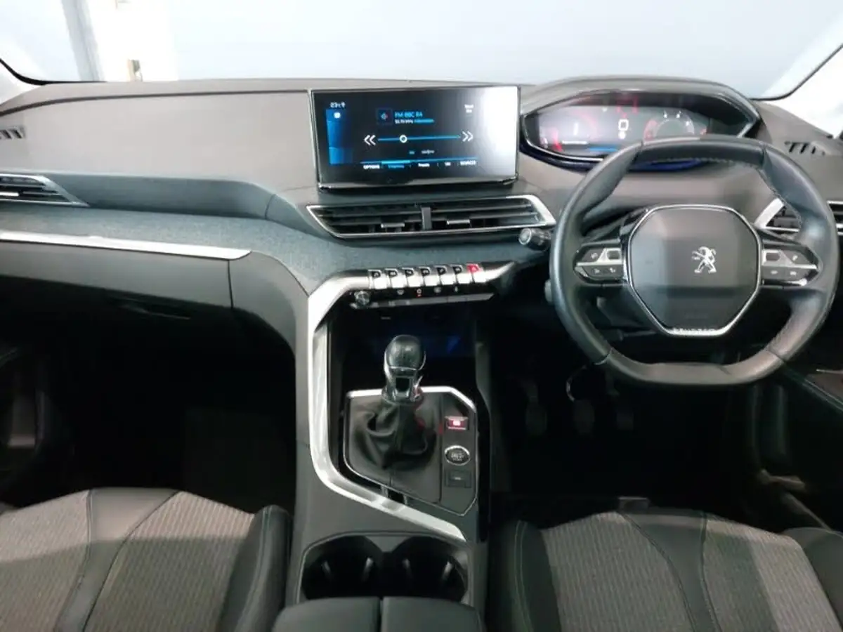 2022-peugeot-5008-suv-15-bluehdi-allure-premium-big-2