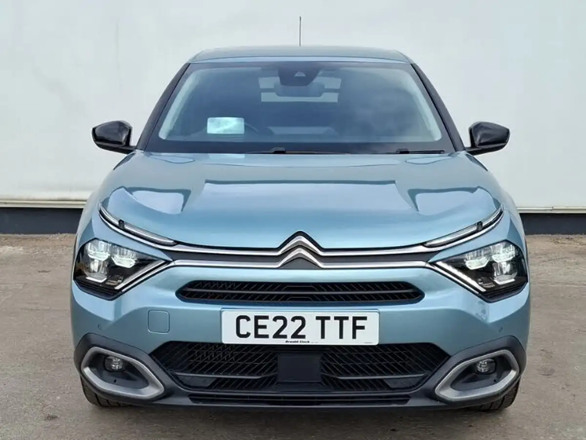2022-citroen-c4-12-puretech-shine-130ps-big-18