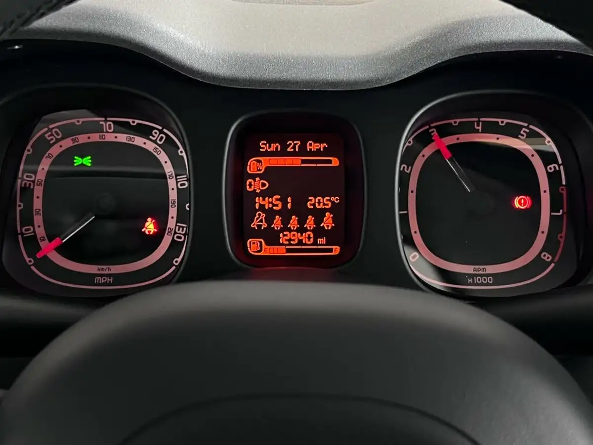 2021-fiat-panda-10-city-cross-big-18