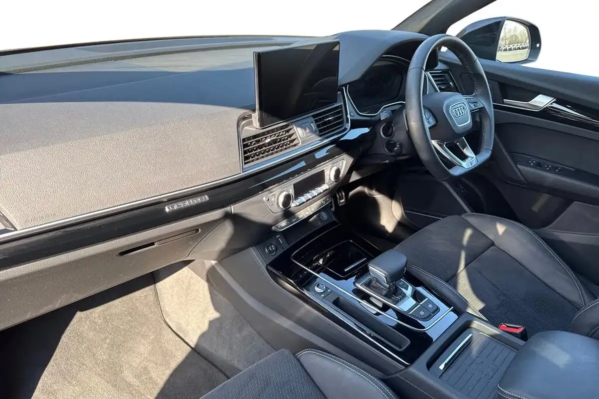 2023-audi-q5-20-45-tfsi-black-edition-station-wagon-big-14