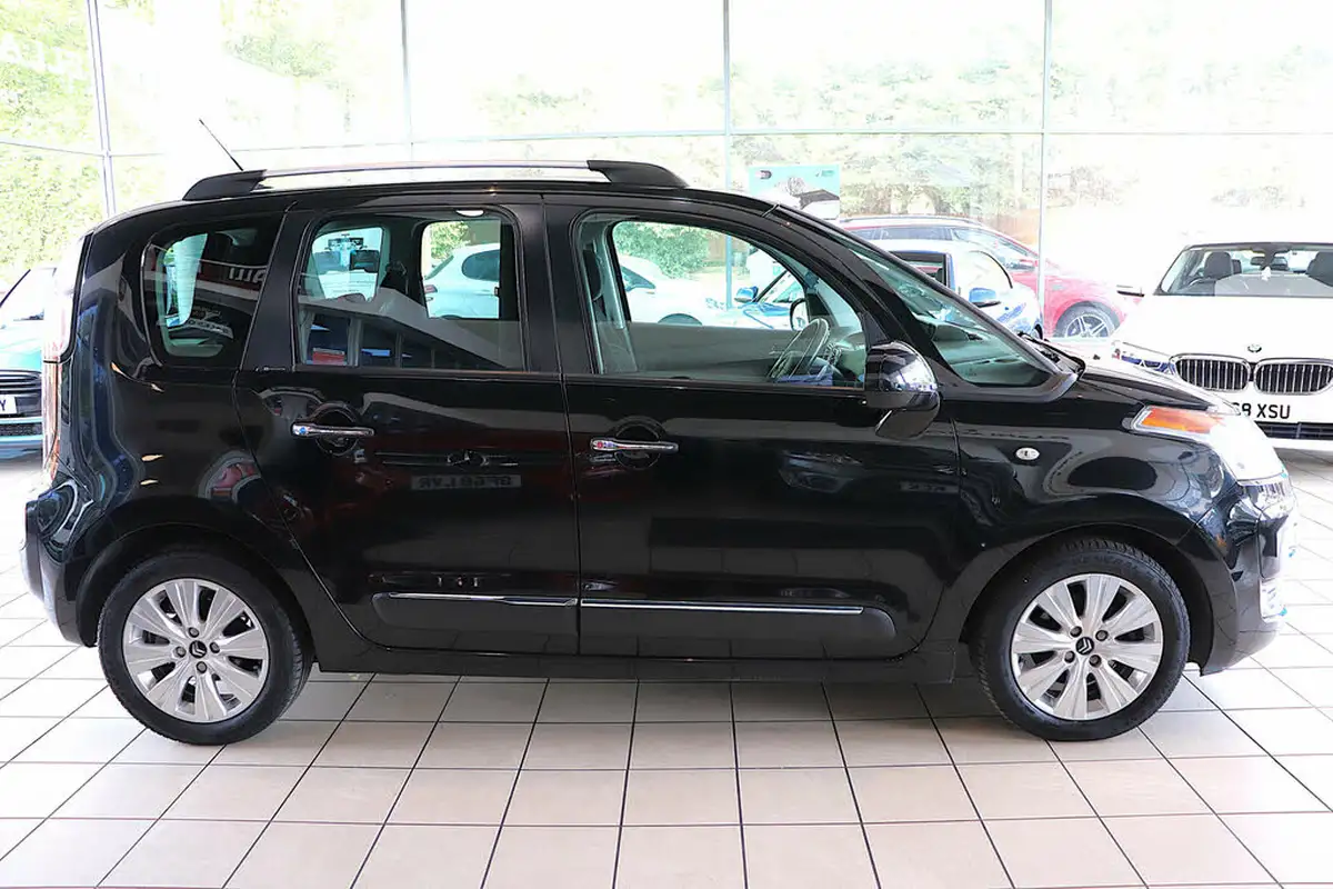 2012-citroen-c3-picasso-16-exclusive-vti-egs6-big-8