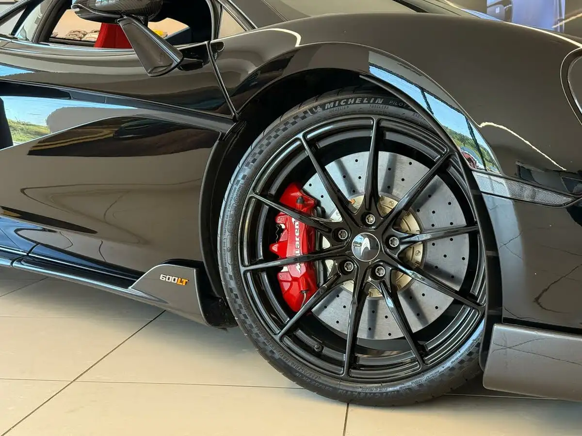 2019-mclaren-600lt-38-big-5