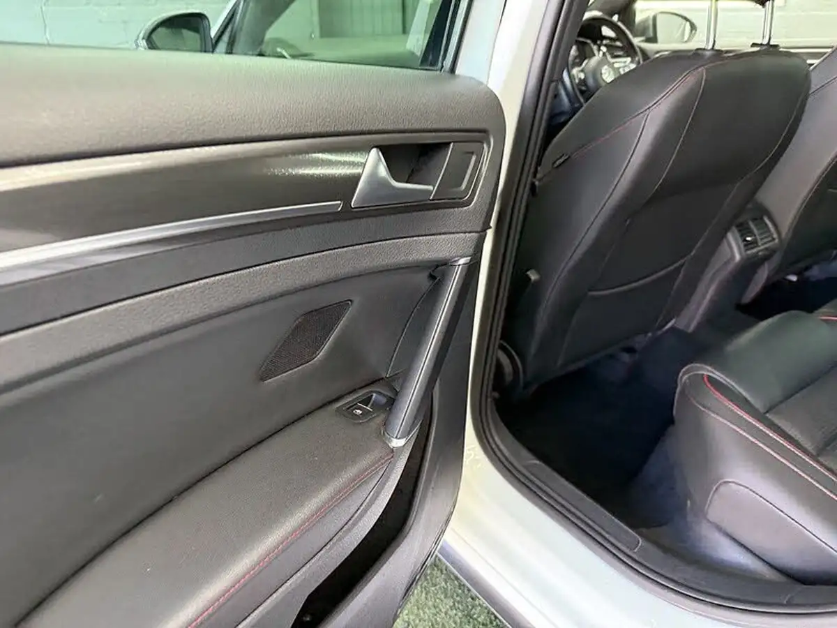 2020-volkswagen-golf-20tdi-match-edition-hatchback-dsg-big-39