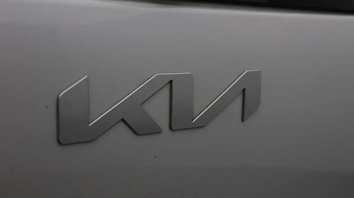 2022-kia-niro-16-gdi-2-139bhp-156kwh-big-19