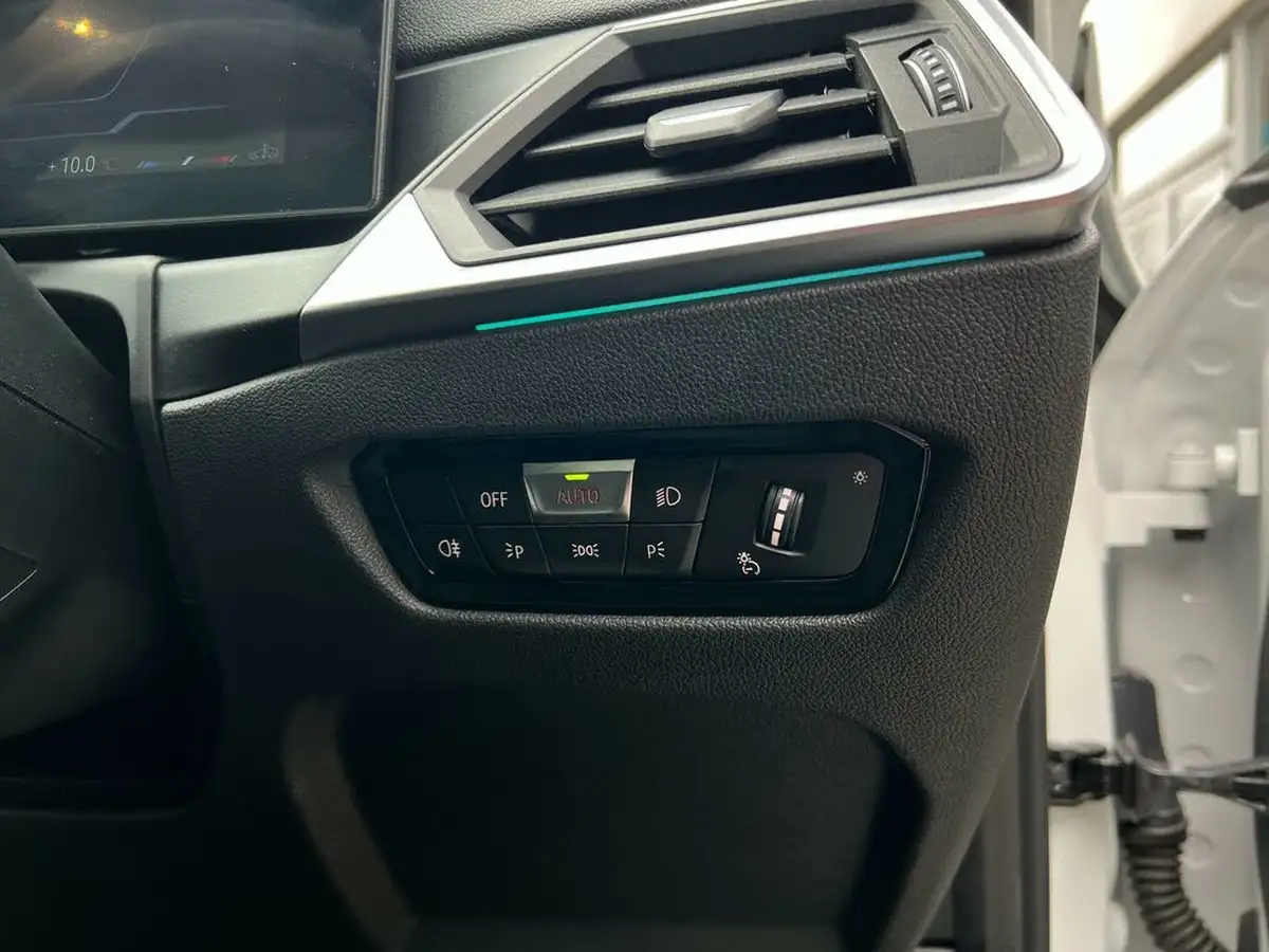 2024-bmw-3-series-20-320i-m-sport-touring-5d-big-59