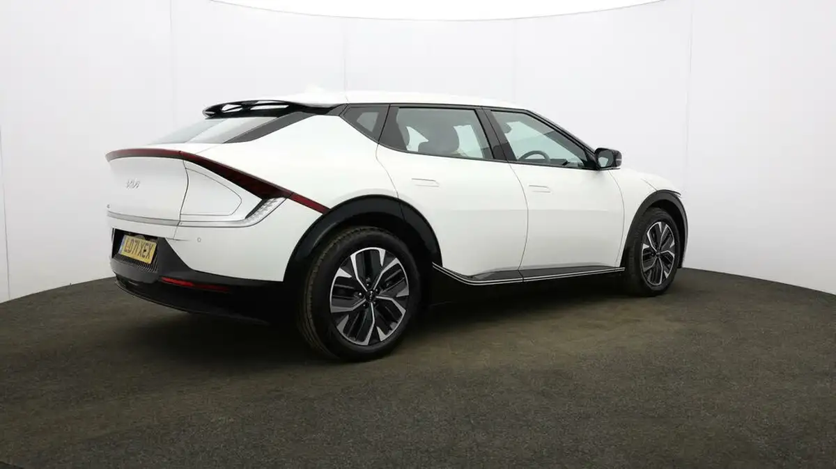 2022-kia-ev6-e-air-big-49