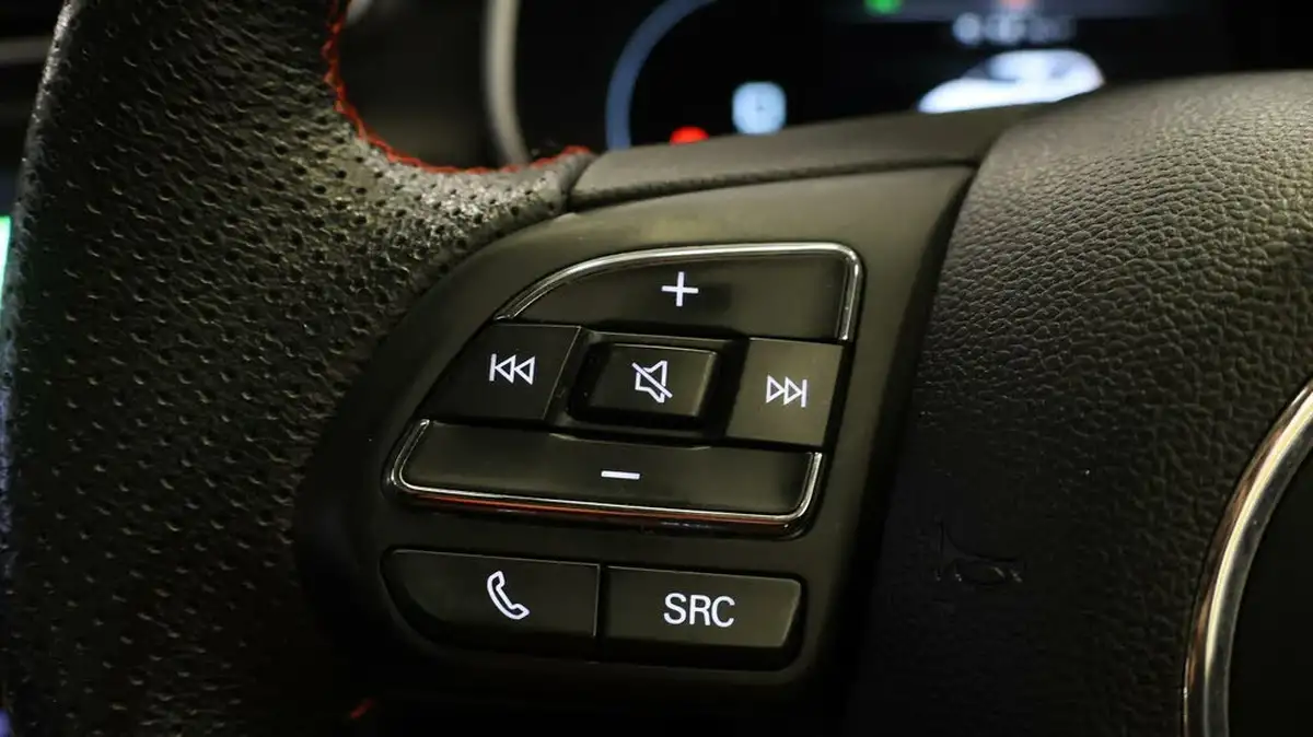 2022-mg-zs-suv-10t-gdi-exclusive-big-21