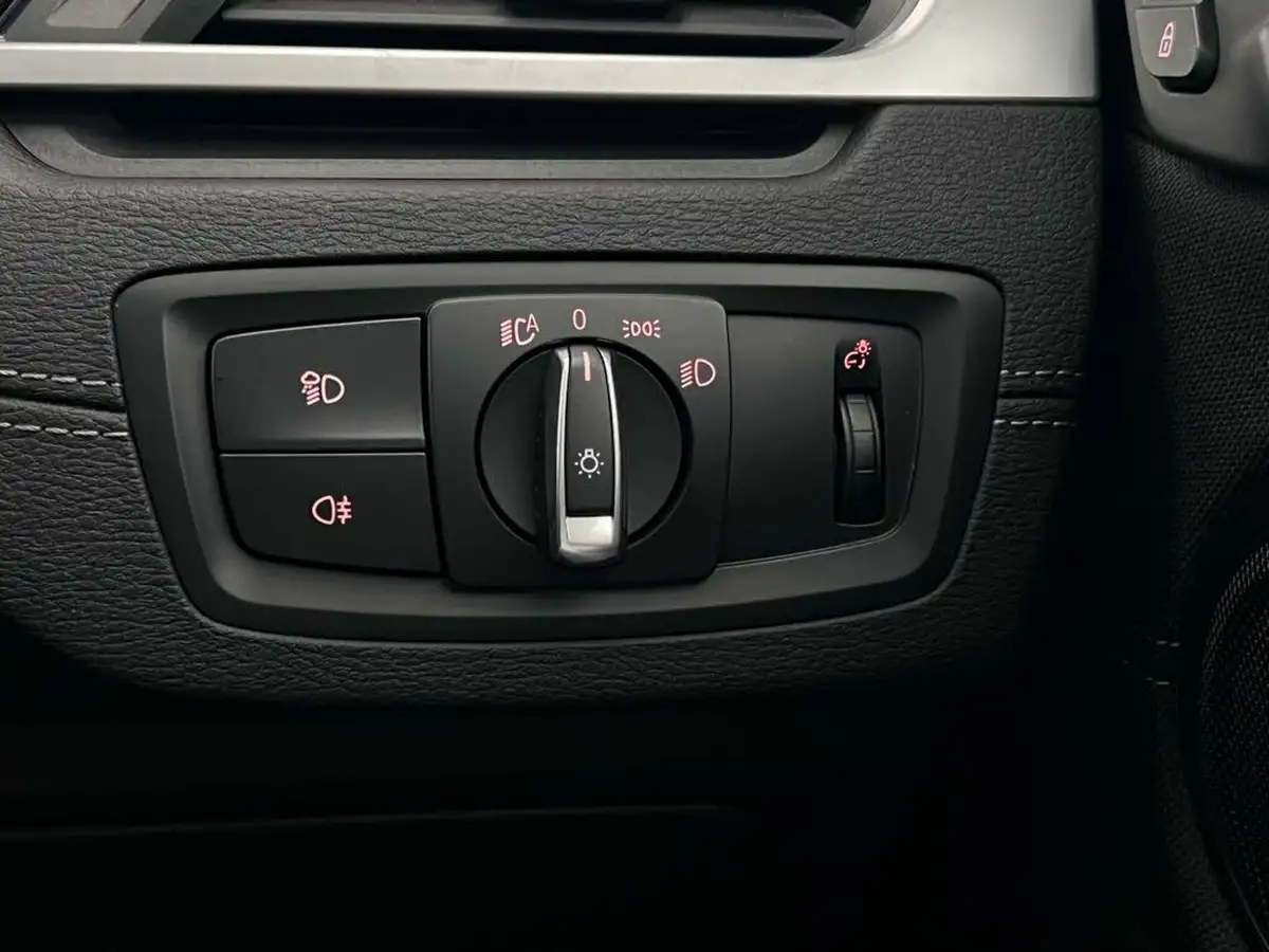 2021-bmw-x2-15-sdrive18i-sport-big-23