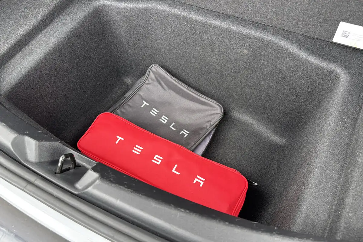2021-tesla-model-3-e-long-range-4x4-big-21