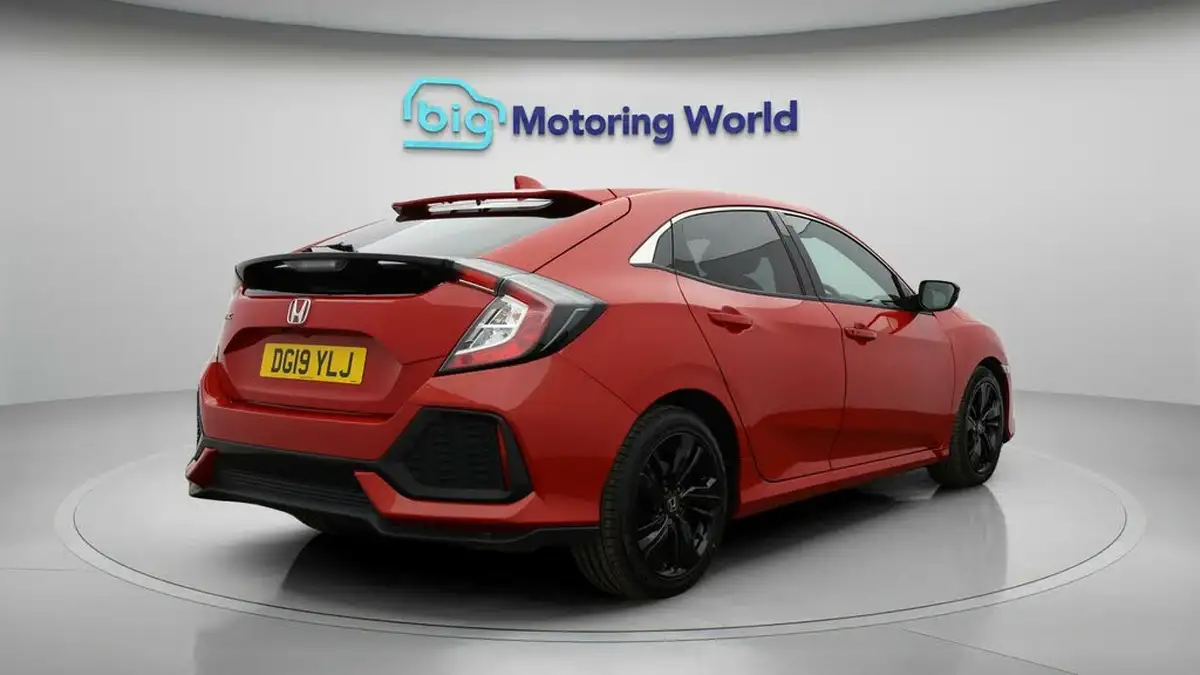 2019-honda-civic-10-vtec-turbo-ex-ss-hatchback-5d-big-6