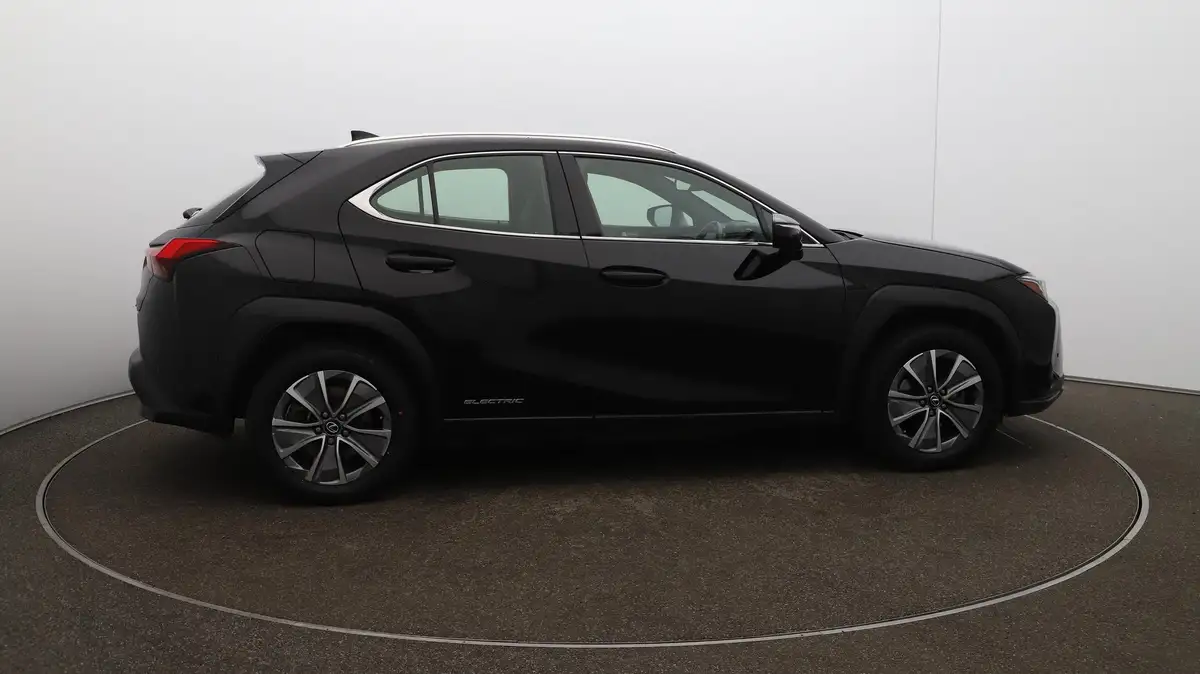 2022-lexus-ux-300e-e-ux-201bhp-big-44