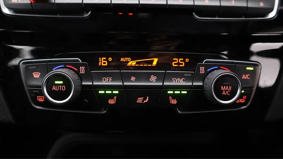2020-bmw-x1-15-sdrive18i-m-sport-dct-big-12