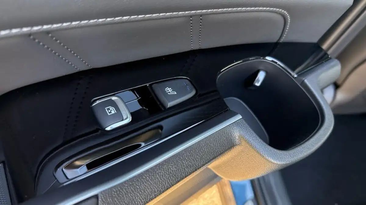 2025-kia-sorento-22-crdi-4-big-25