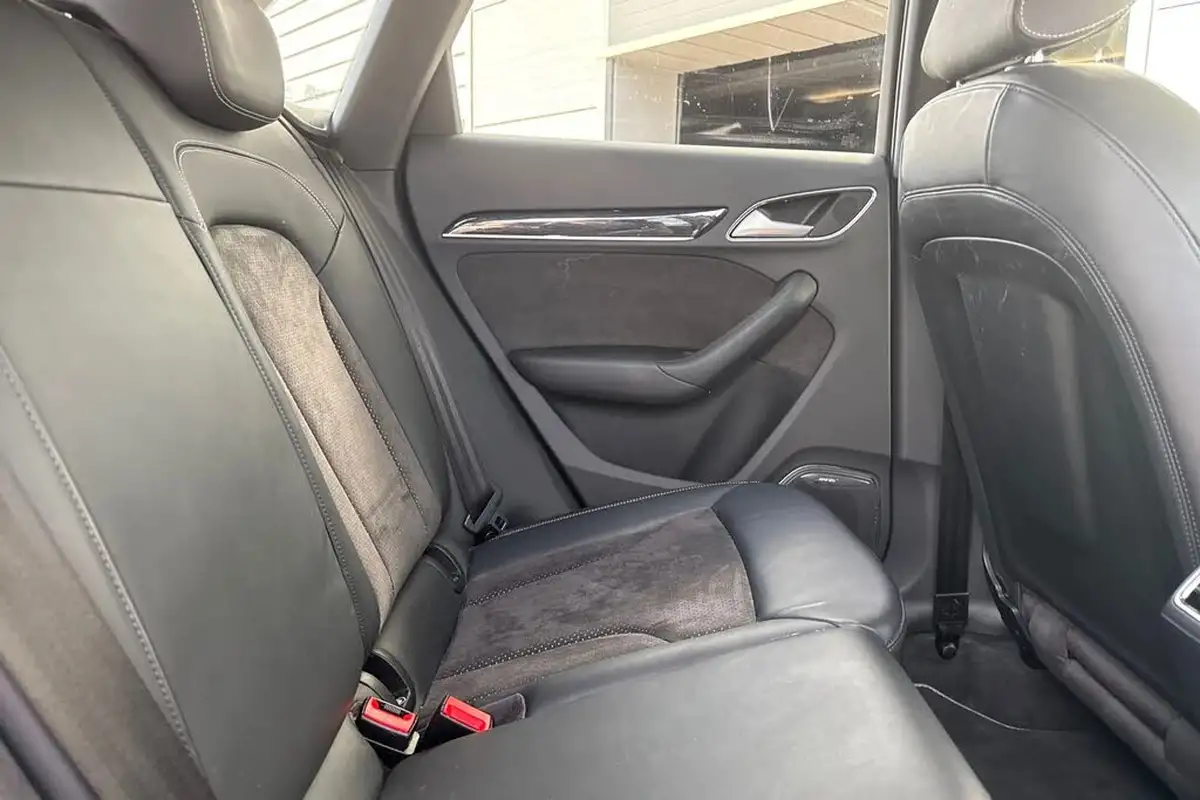 2018-audi-q3-20-tfsi-quattro-black-edition-big-34