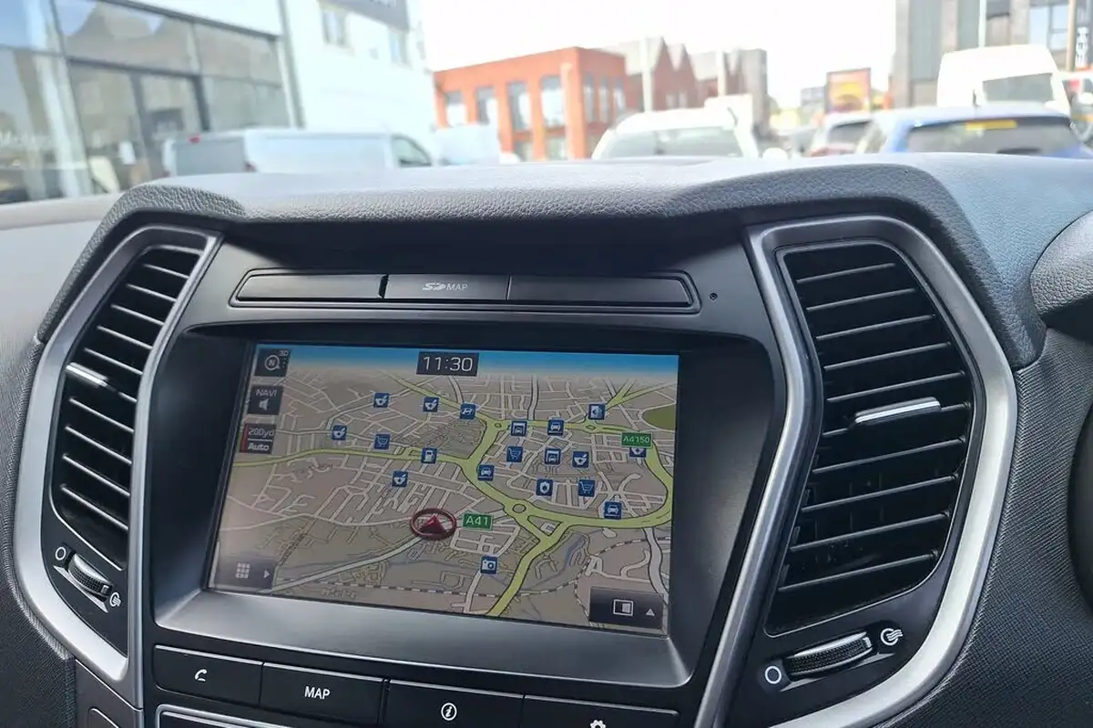 2016-hyundai-santa-fe-22-crdi-premium-22-crdi-200ps-blue-drive-isg-7st-auto-big-24