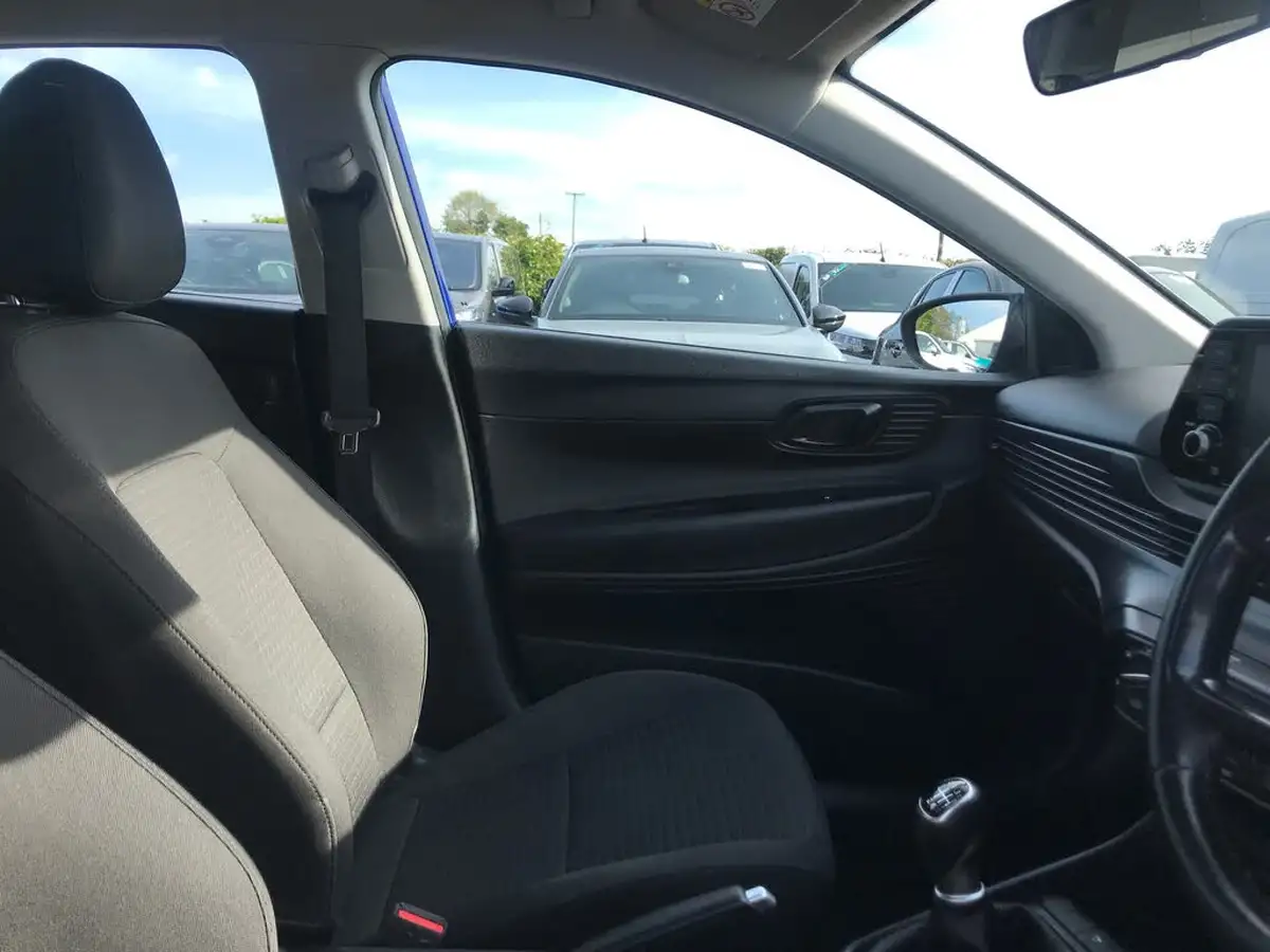 2021-hyundai-i20-10-t-gdi-se-connect-eclutch-imt-big-3