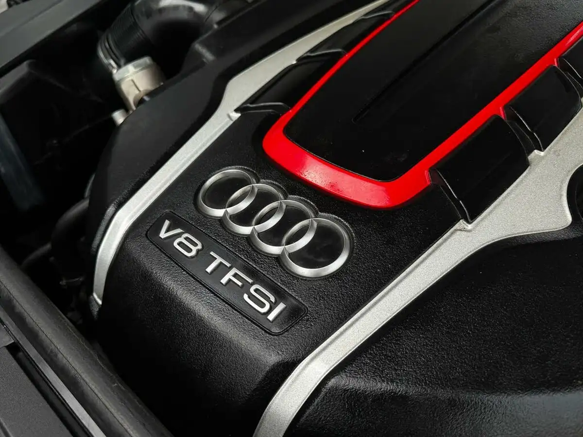 2016-audi-s8-40-tfsi-quattro-520ps-big-69