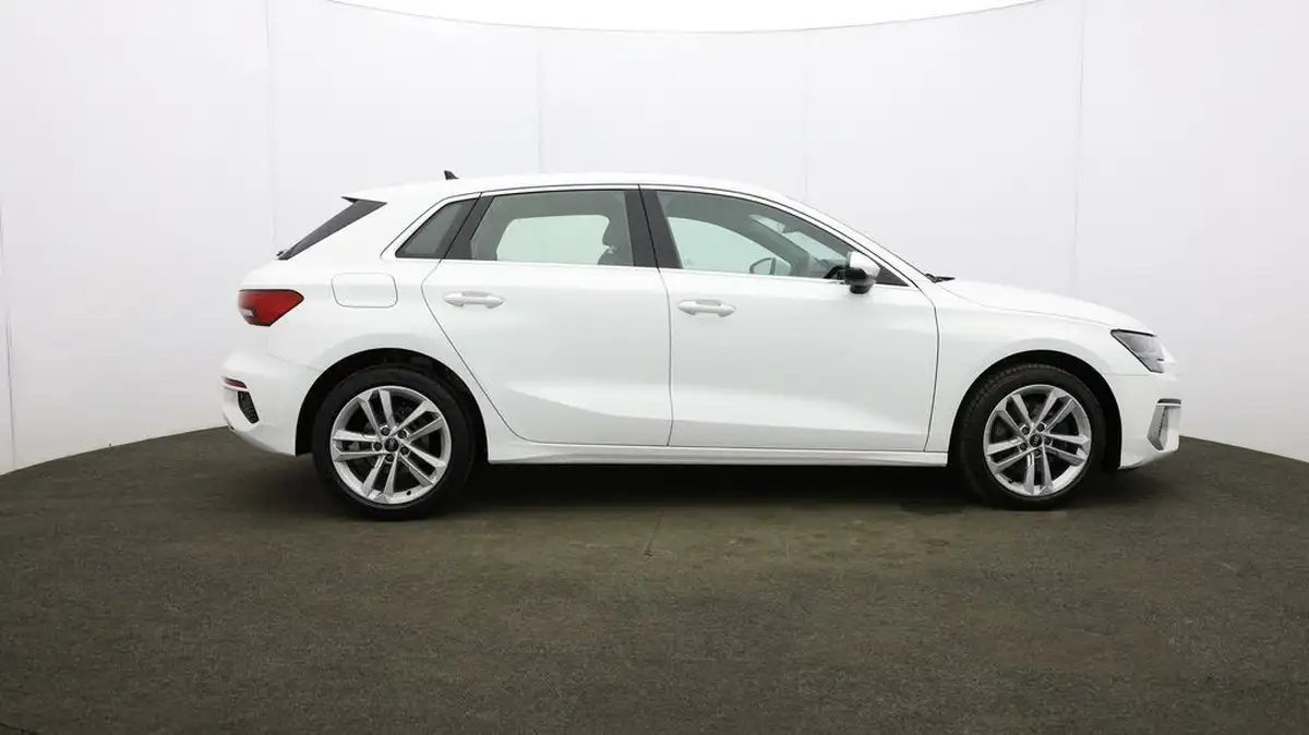 2021-audi-a3-10-30-tfsi-sportback-5d-s-tronic-big-45