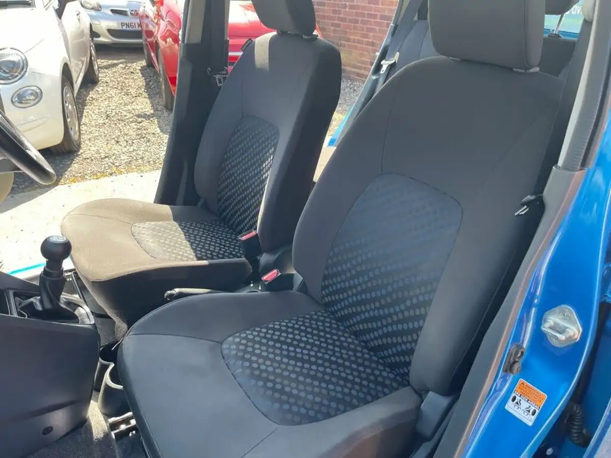 2015-suzuki-celerio-10-sz2-big-25