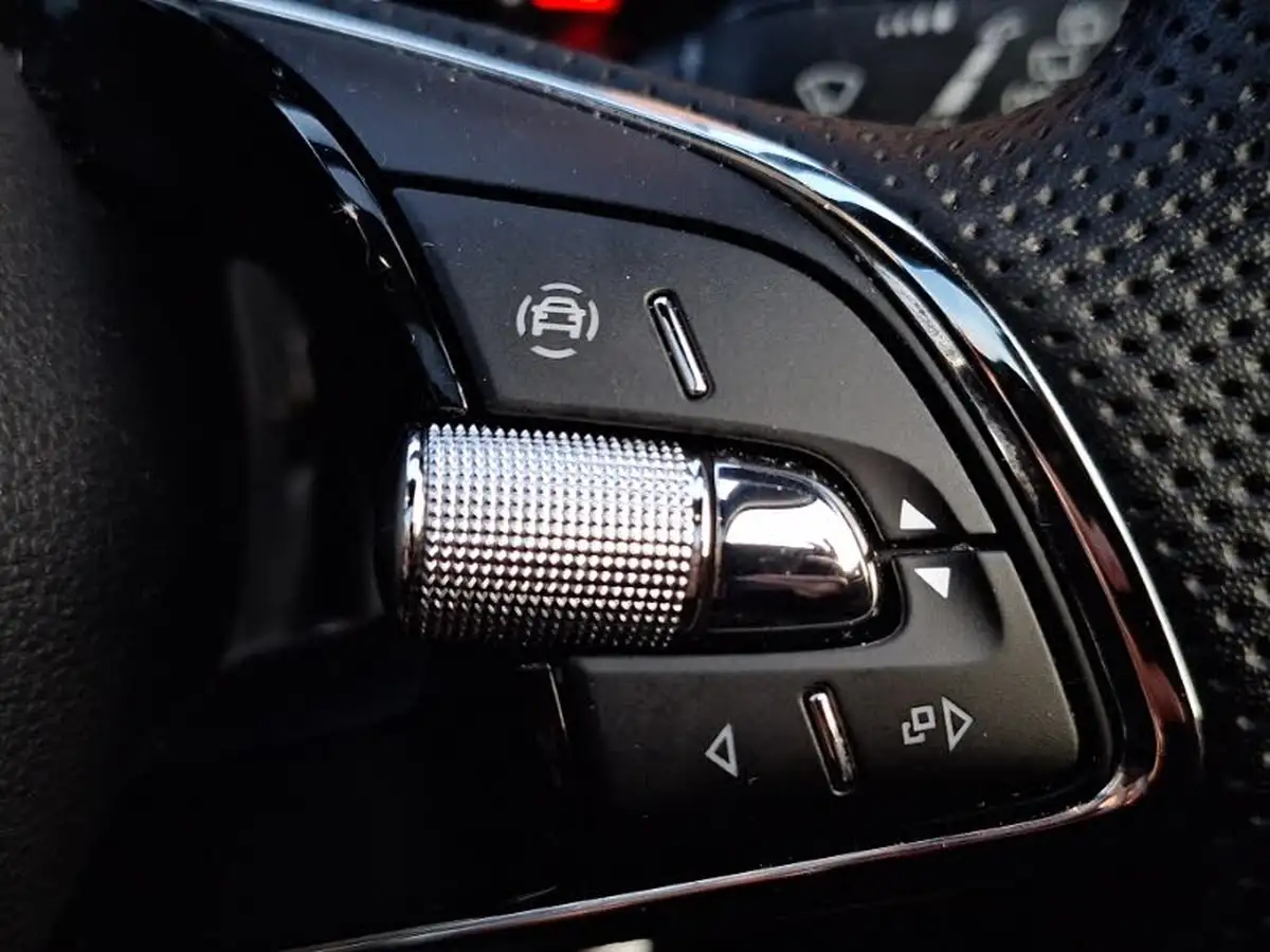 2024-skoda-kamiq-10-tsi-monte-carlo-110ps-dsg-big-12