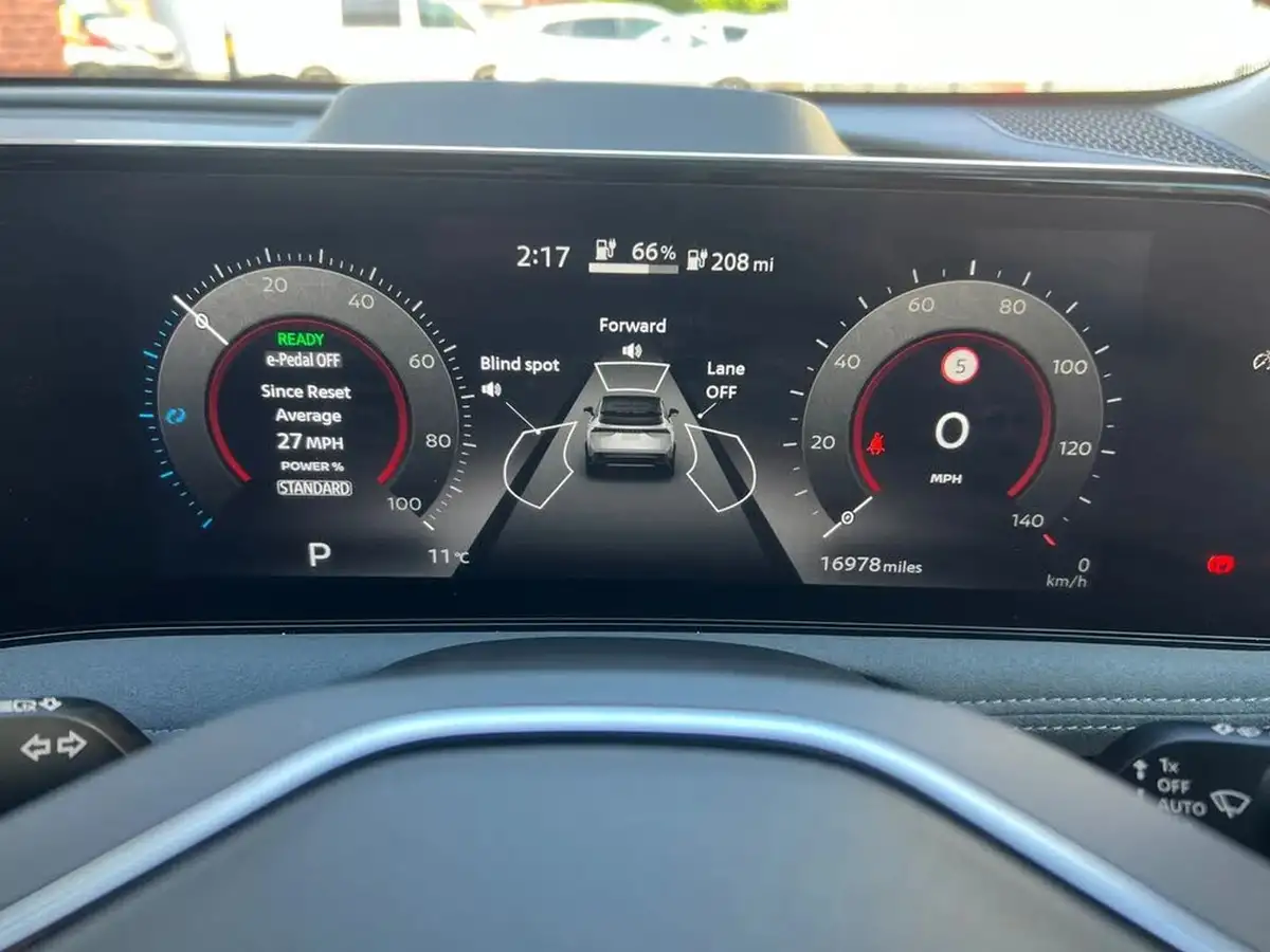 2023-nissan-ariya-e-evolve-178kw-22kw-charger-auto-big-12