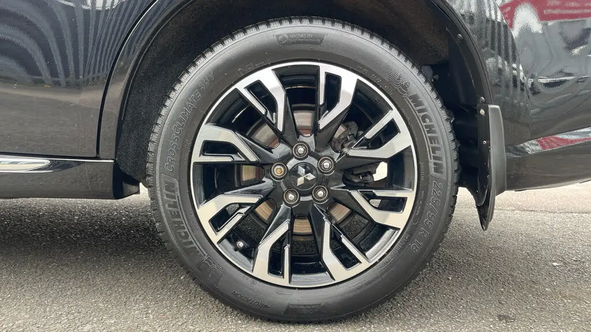2017-mitsubishi-outlander-20-4hs-phev-5st-big-17