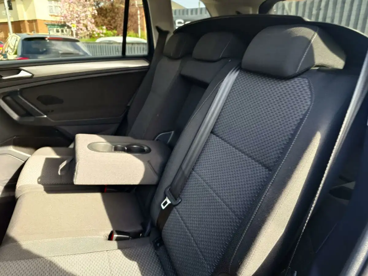 2020-volkswagen-tiguan-allspace-20tdi-match-150ps-4motion-dsg-big-26