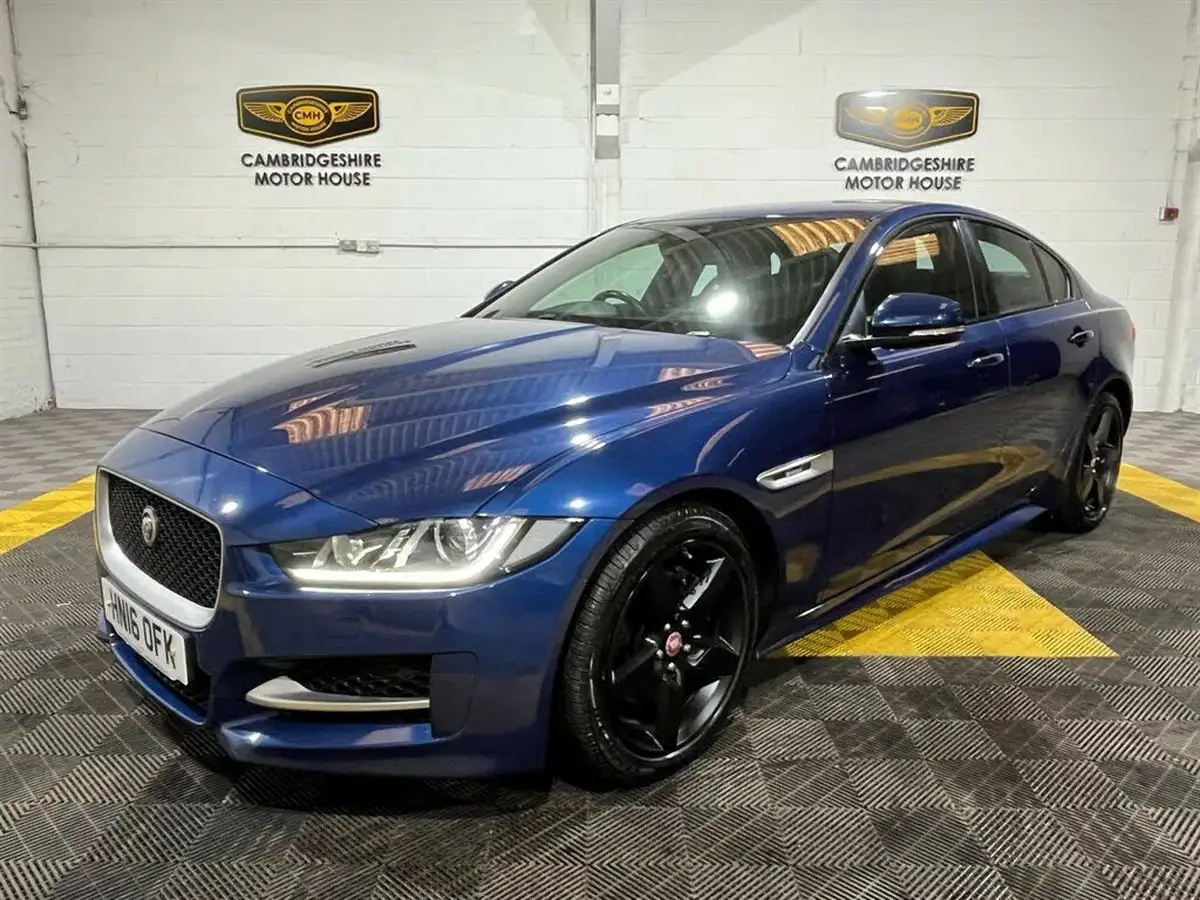 2016-jaguar-xe-20d-r-sport-180ps-auto-big-29