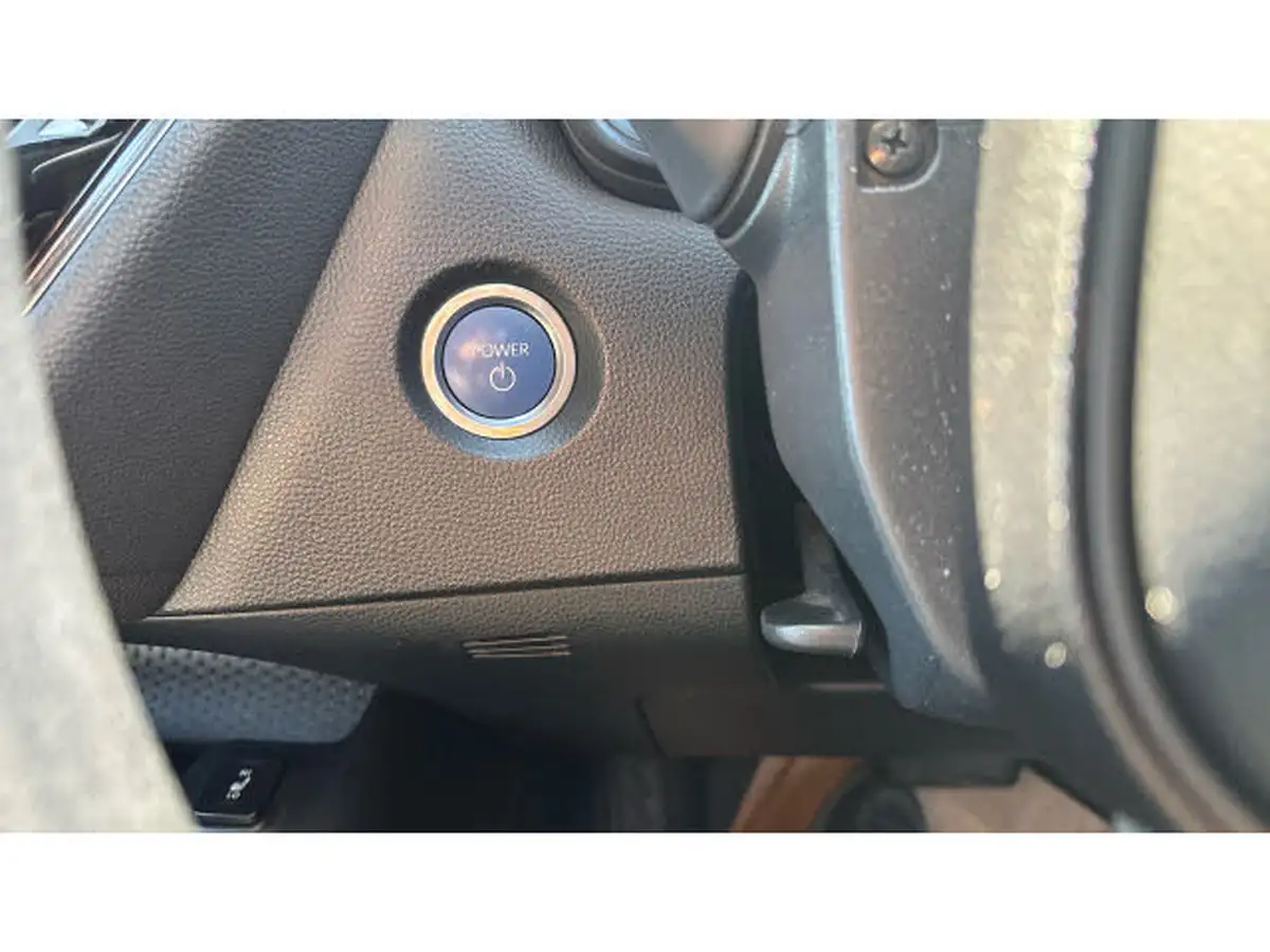 2022-toyota-corolla-18-vvt-i-corolla-commercial-140hpeu6d-big-23