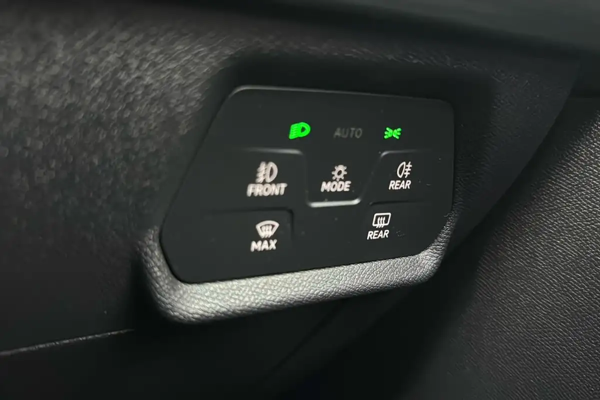 2024-cupra-formentor-14-e-hybrid-v2-big-20