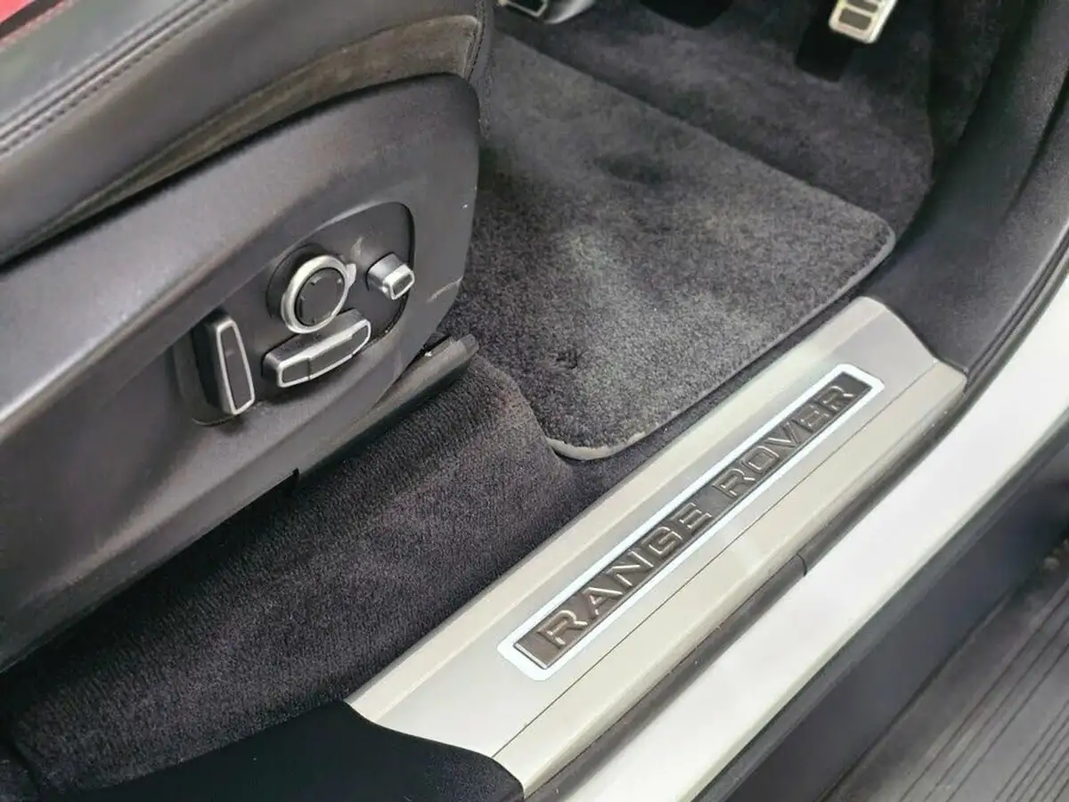 2020-land-rover-range-rover-sport-50-v8-p575-svr-awd-big-42