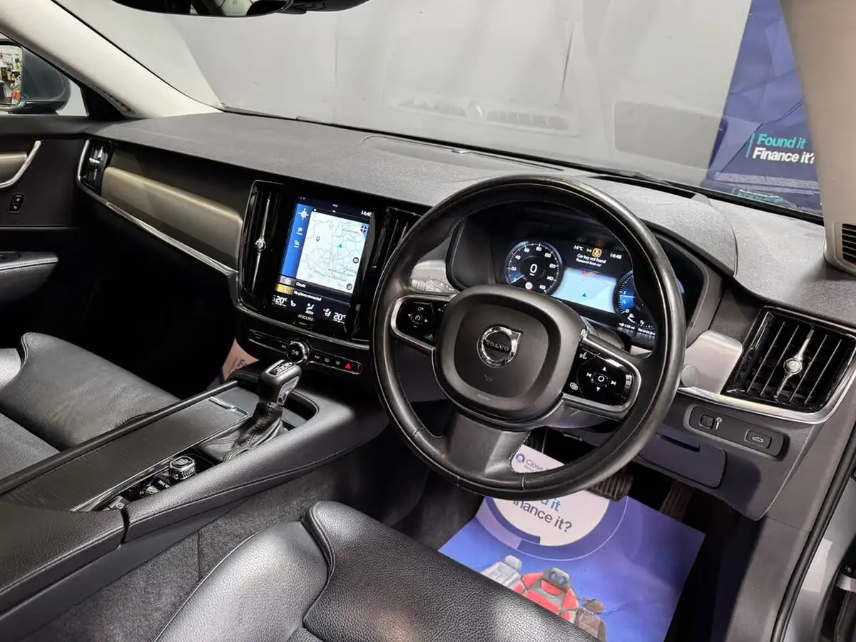 2018-volvo-s90-big-10