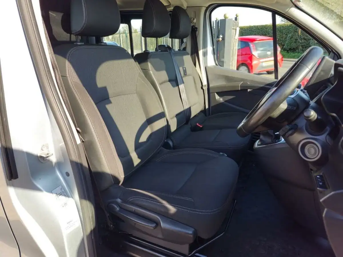 2023-renault-trafic-20dci-ll30-170-sport-crew-edc-auto-big-12