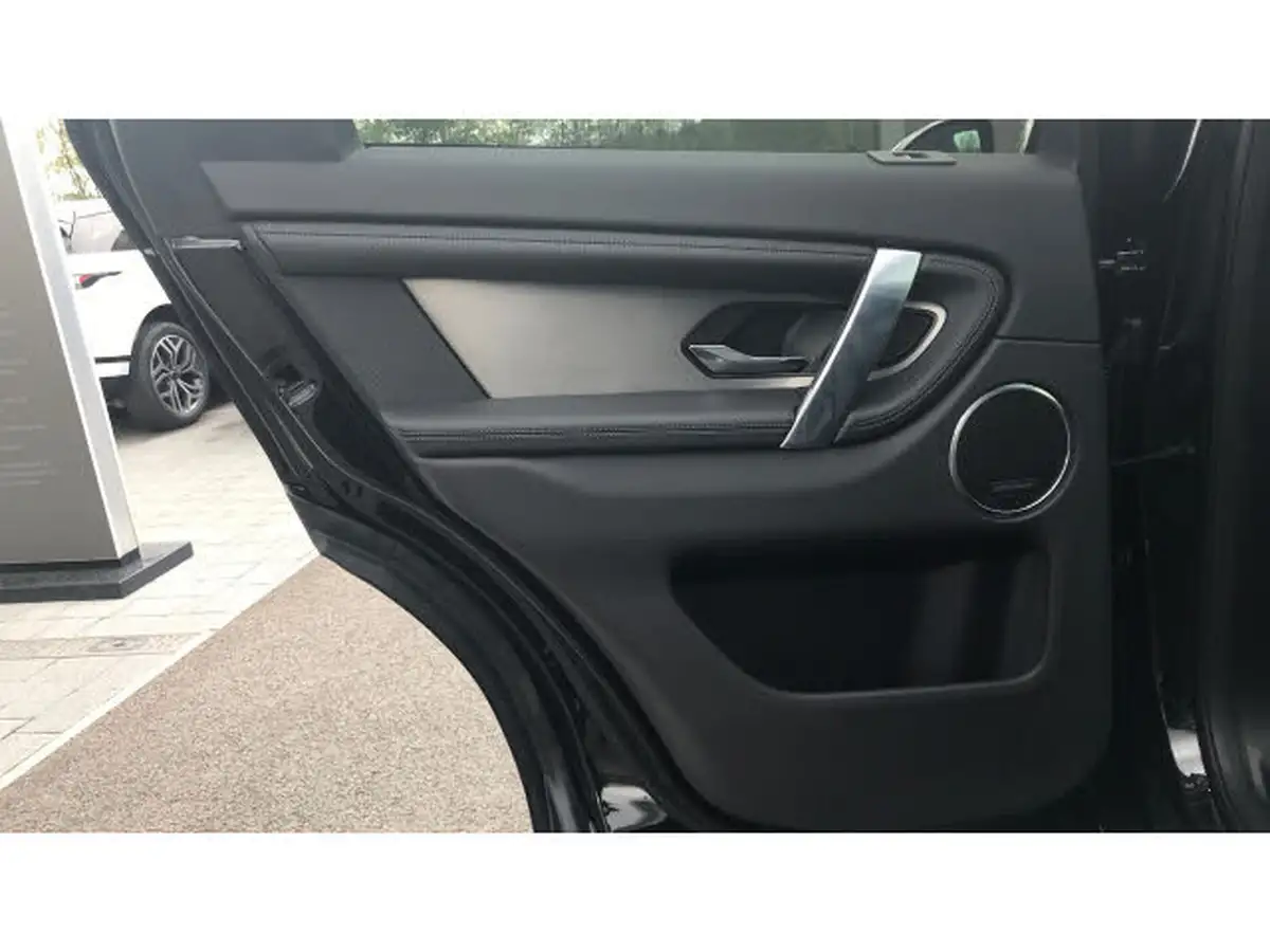 2024-land-rover-discovery-sport-20-d200-dynamic-se-big-30