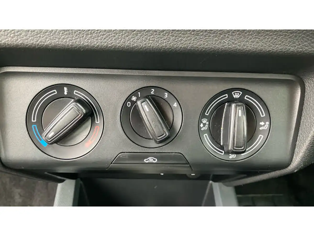 2021-skoda-fabia-10-tsi-s-95ps-hatchback-big-22