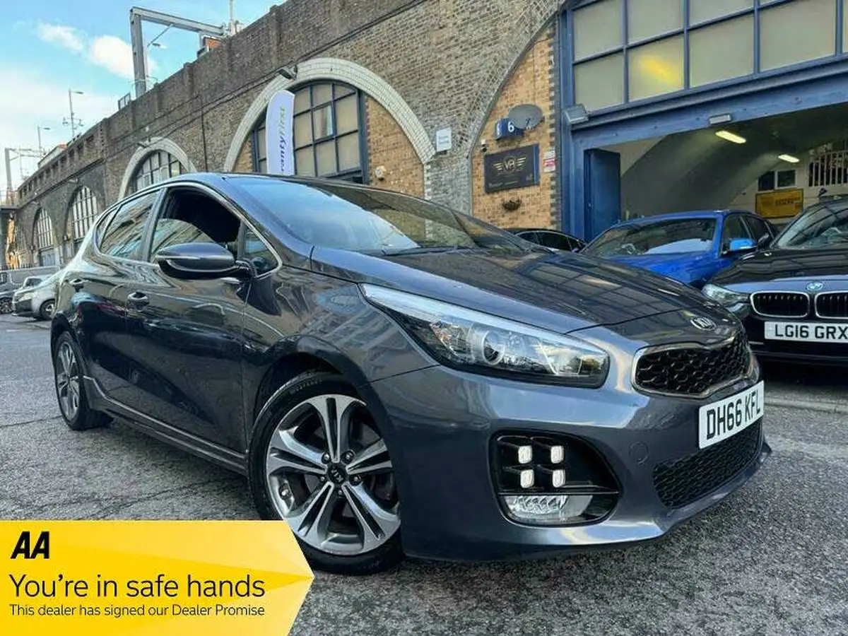 2017-kia-ceed-10-t-gdi-gt-line-hatchback-big-1