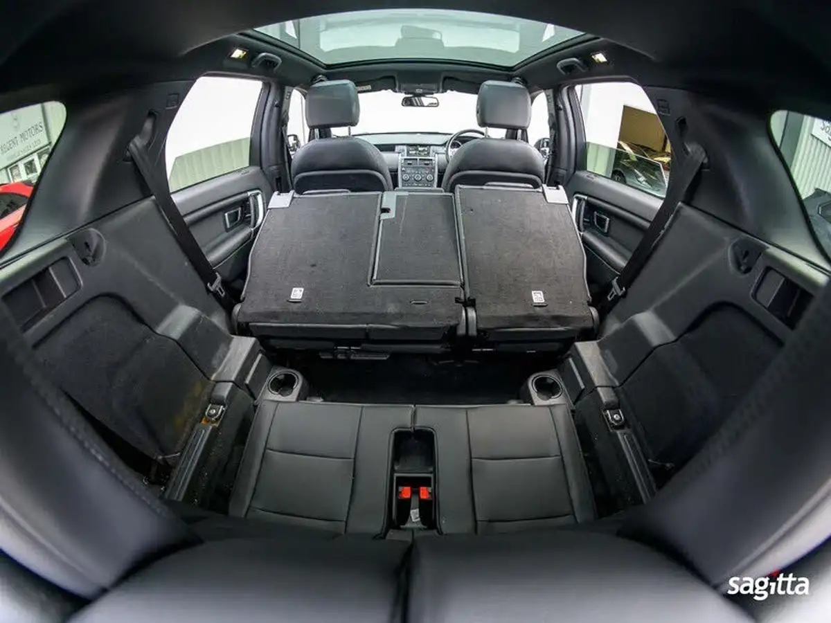 2019-land-rover-discovery-sport-20td4-landmark-big-35