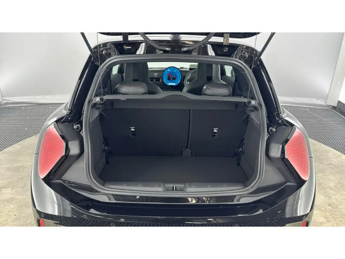 2024-mini-cooper-15-cooper-c-sport-3d-big-12