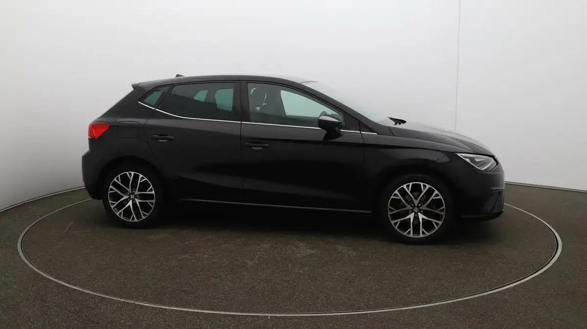 2022-seat-ibiza-10-tsi-xcellence-110ps-dsg-big-39
