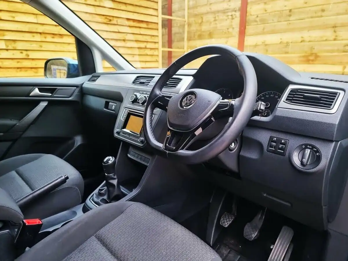 2017-volkswagen-caddy-maxi-life-20tdi-c20-102ps-big-15