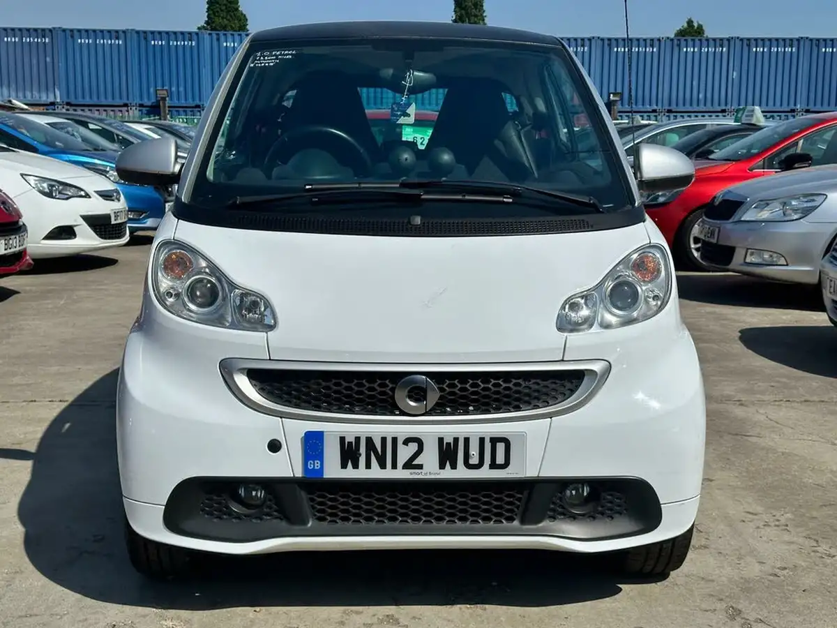 2012-smart-fortwo-10-pulse-71bhp-coupe-softouch-big-6